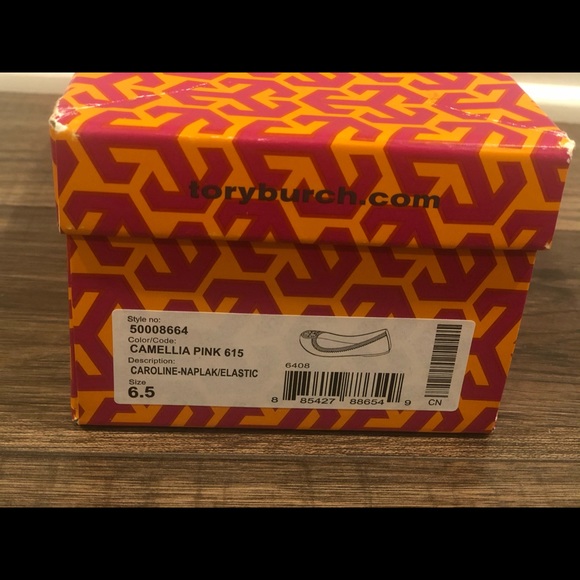 Tory Burch Caroline Flat - Picture 7 of 7